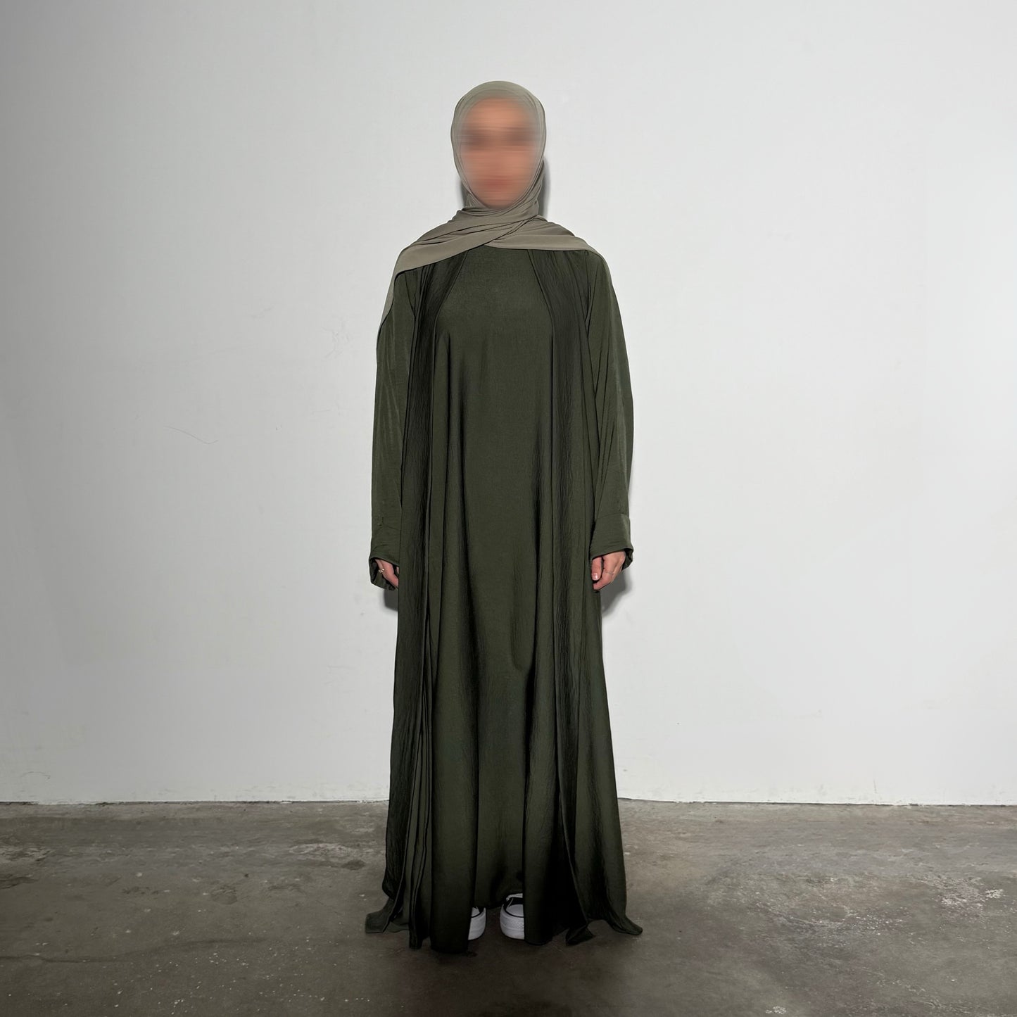 Olive Abaya